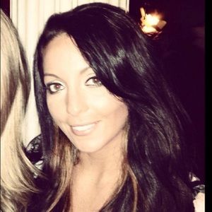 Meet your Posher, Felicia